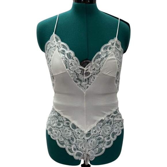 Vintage Interludes by CIRA White Lace & Satin Teddy Bodysuit Lingerie Medium - Picture 1 of 16